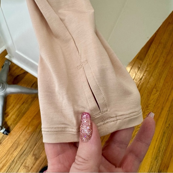 Lululemon Modal Relaxed Fit Long Sleeve Shirt Misty Shell Size 12 NWT - Picture 8 of 10